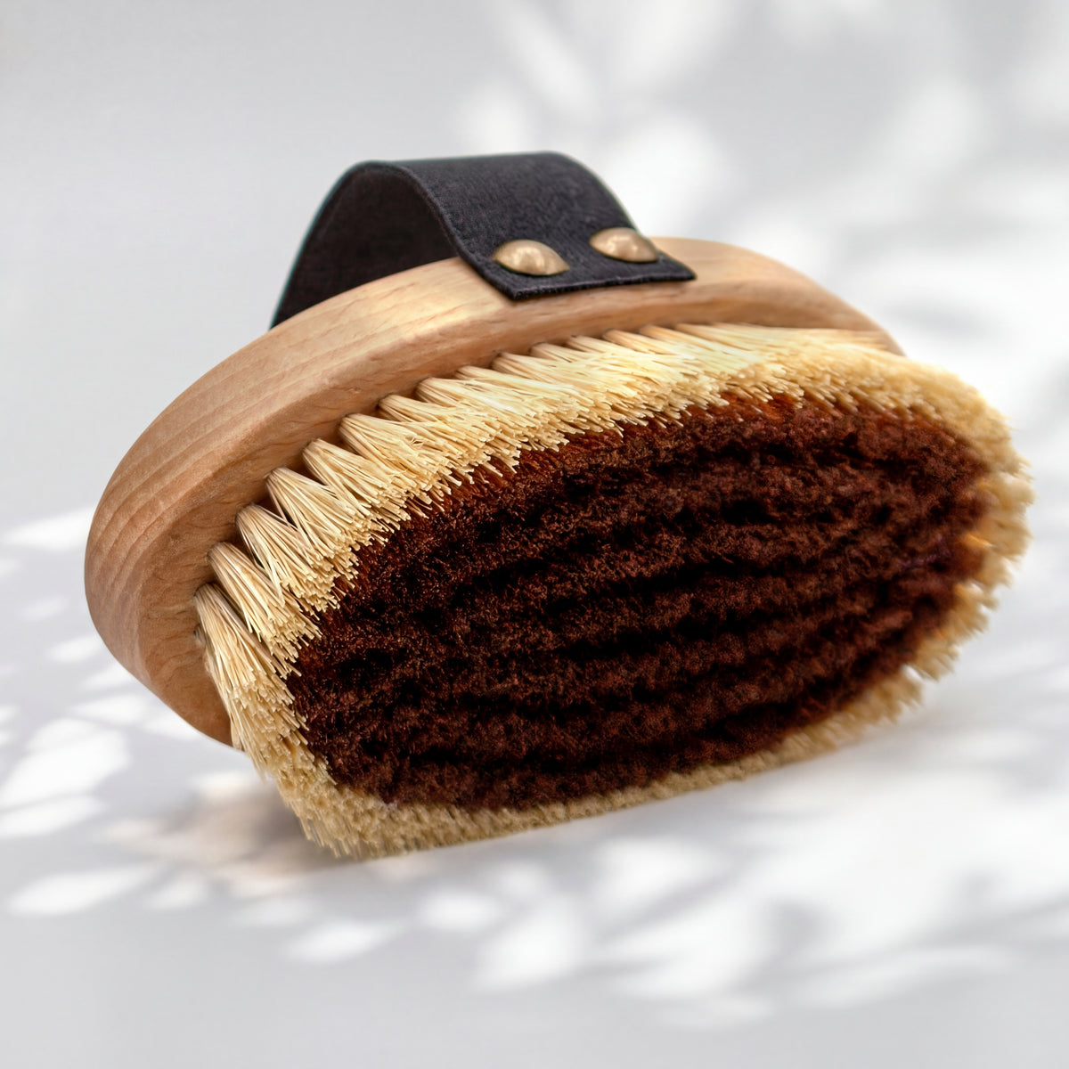 Ionic Dry Brush / Monastery Brush (Bronze + Tampico, firm, Vegan)