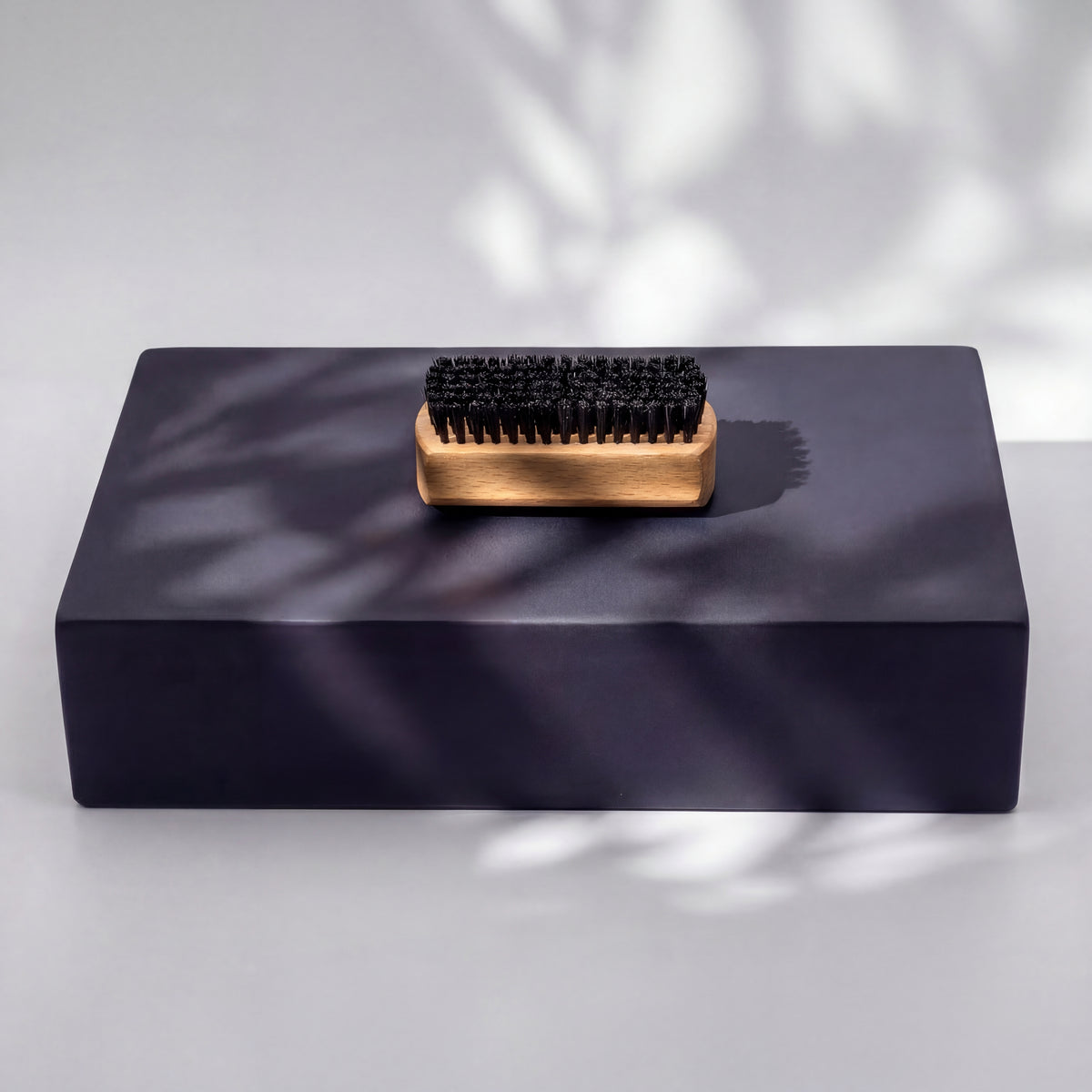 Hand- & Nagelbürste, 2-seitig (Wildschwein, mittel–fest)